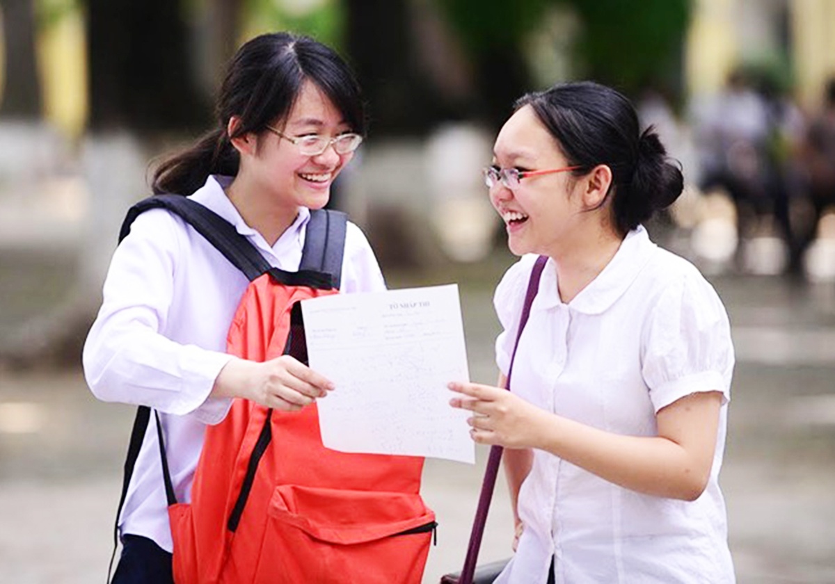 Ha Noi cam cac truong khao sat xep lop chon hinh anh