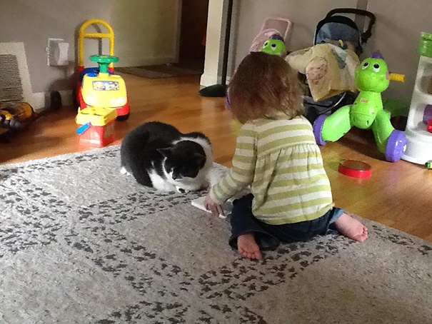 tre em lam viec tot anh 13