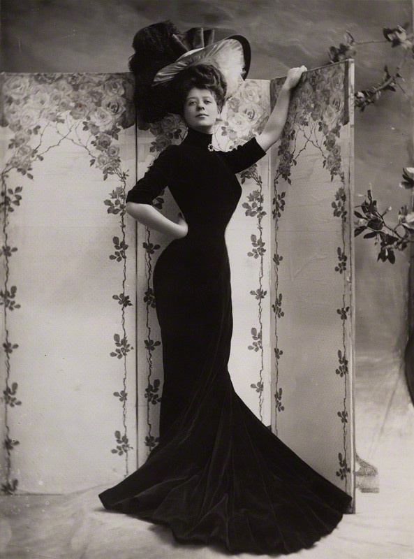 hot girl the gioi hon 100 nam truoc anh 11