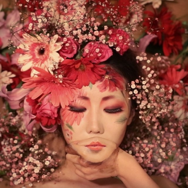 Tac pham yeu thich cua 9X trang diem tao ao giac hinh anh