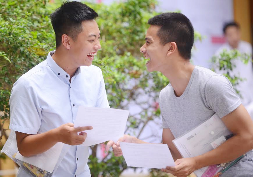 Dai hoc Ngoai thuong thong bao muc diem xet tuyen tu 18 hinh anh