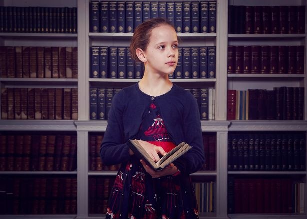 than dong duoi 13 tuoi tai Anh anh 6