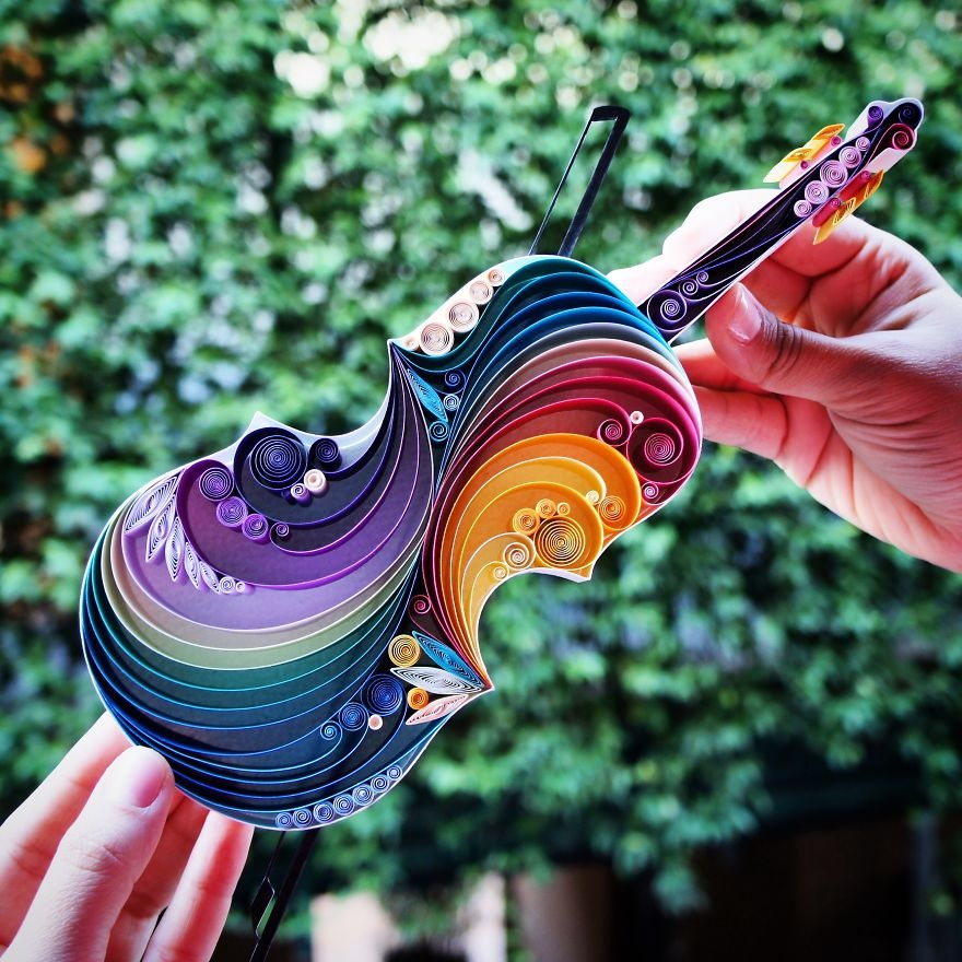 co gai xep giay dep mat anh 3