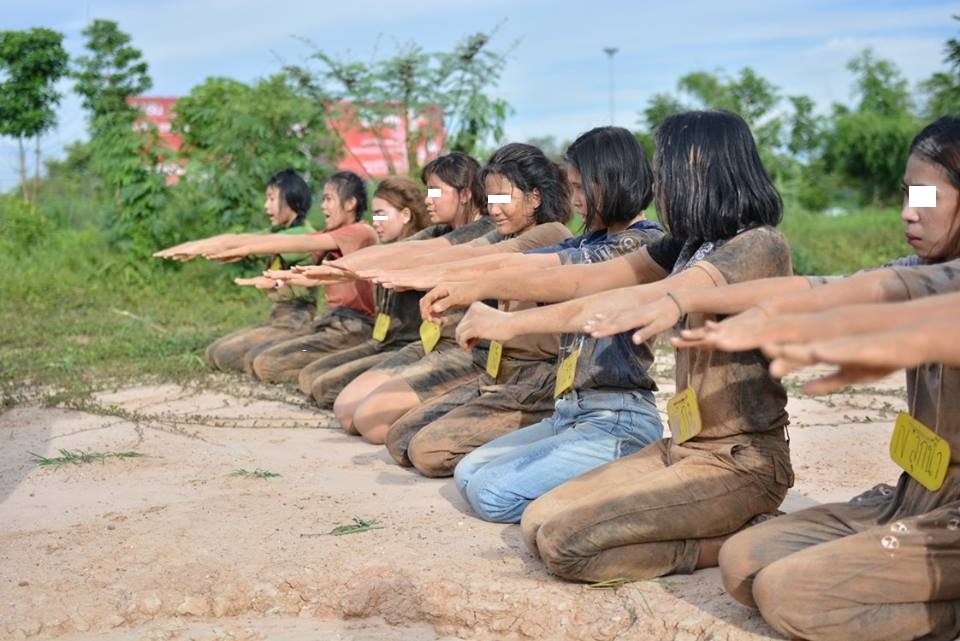 nghi thuc chao tan sinh vien da man anh 3