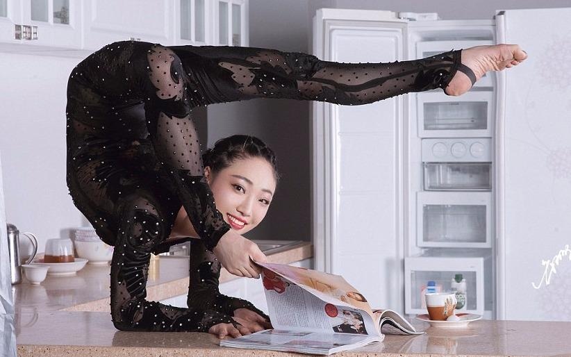 9X duoc menh danh 'nu hoang uon deo' noi tieng the gioi hinh anh