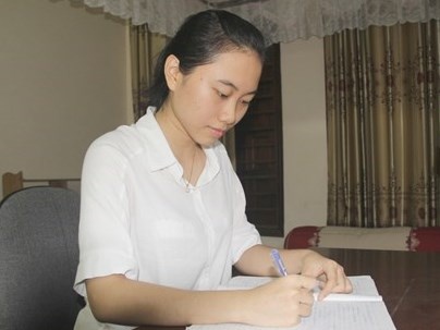 Nu thu khoa 'kep' va 3 lan nhat Toan tinh Ha Tinh hinh anh