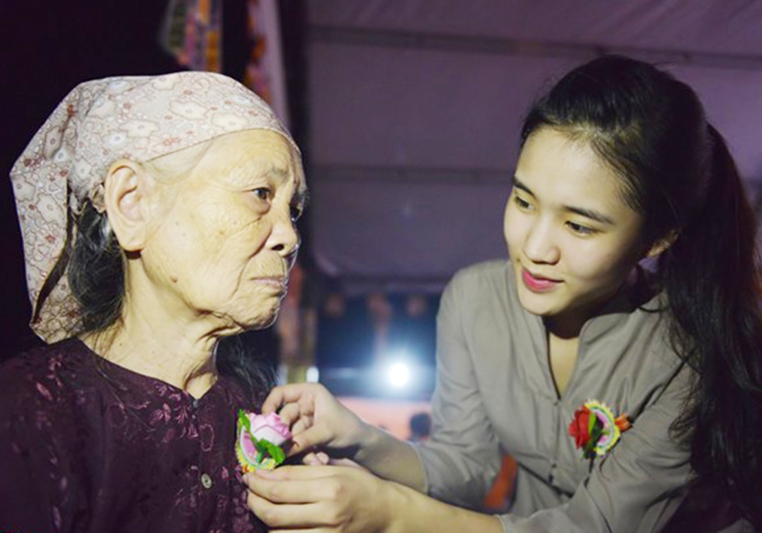 Trac nghiem: Le Vu Lan bao hieu me cha hinh anh