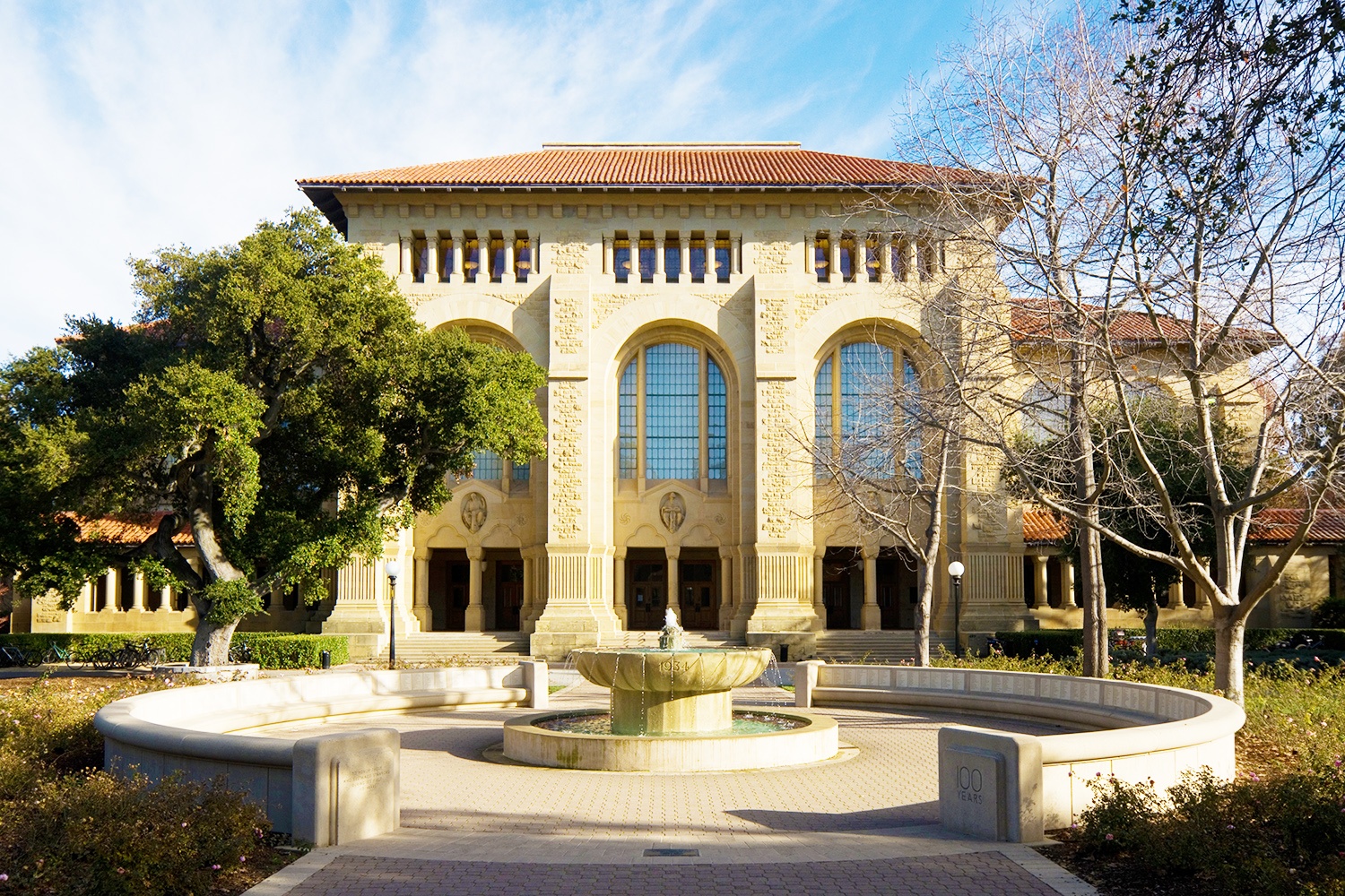 noi dao tao ty phu anh 2