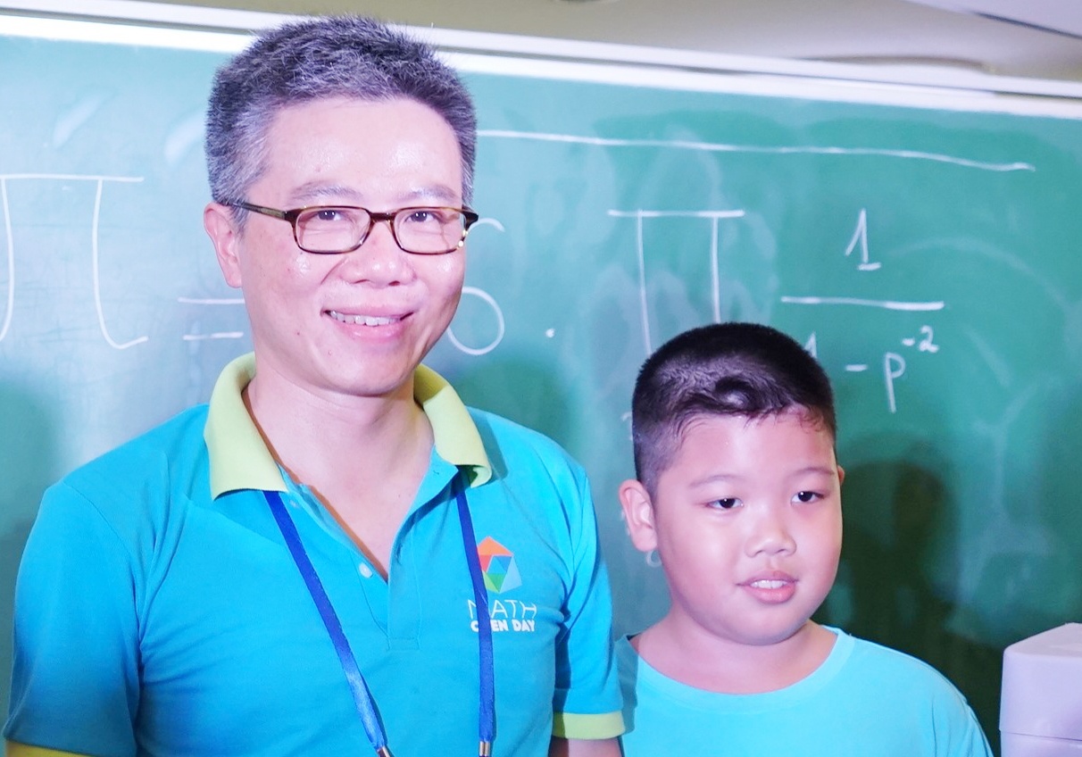 GS Ngo Bao Chau: Viet Nam nhap khau nhieu cuoc thi hinh anh