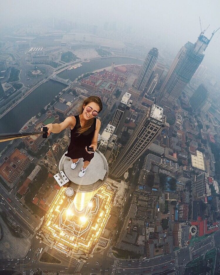 selfie trên nóc nhà chọc trời ảnh 8 selfie tren noc nha choc troi anh 8