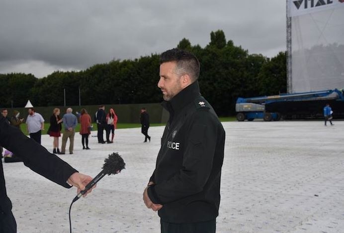 cảnh sát đẹp trai ảnh 2 canh sat dep trai anh 2