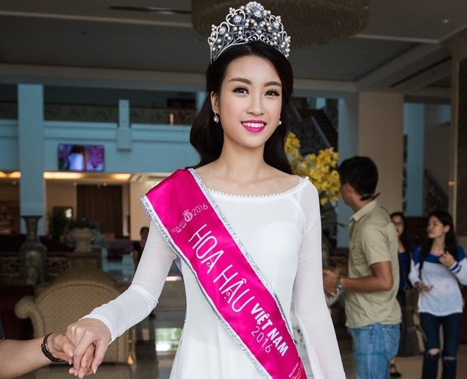 Hoa hau Viet Nam anh 1
