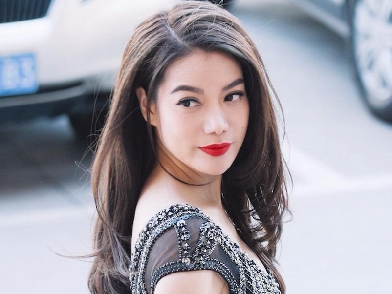 Nhung hoa hau noi tieng xuat than tu truong THPT Viet Duc hinh anh