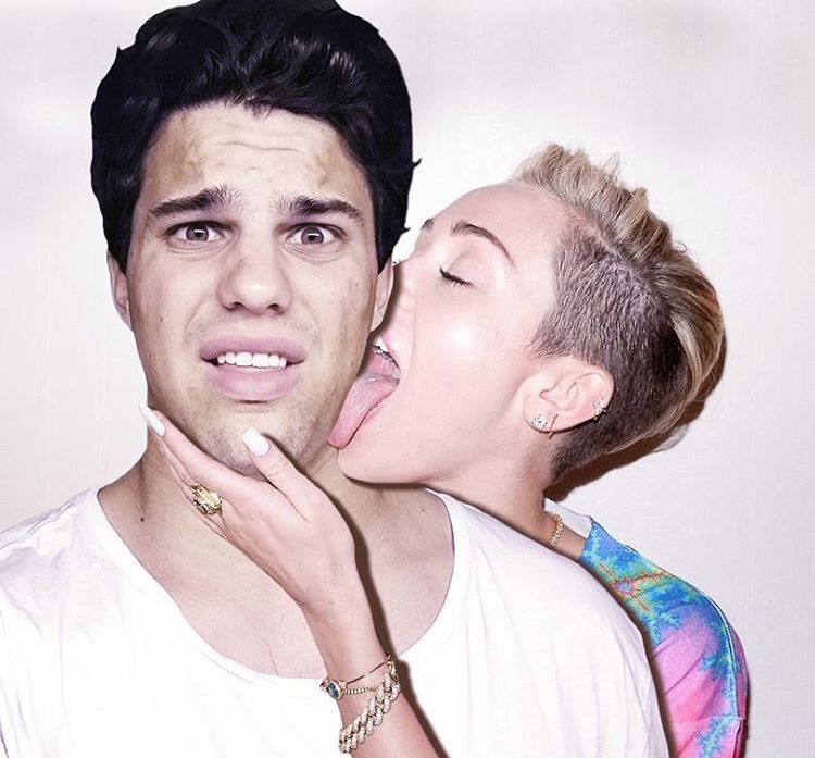 chang trai quay ray nhieu nguoi noi tieng anh 6