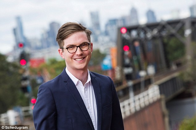 chang trai kiem 3 trieu USD moi nam anh 1