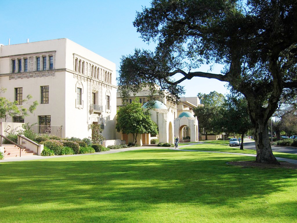 đại học tuyển sinh khắt khe ảnh 9 dai hoc tuyen sinh khat khe anh 9