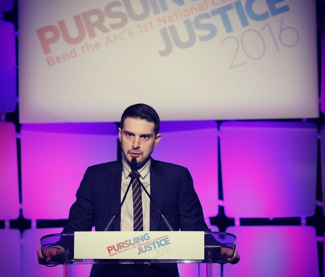 con trai ty phu anh 8