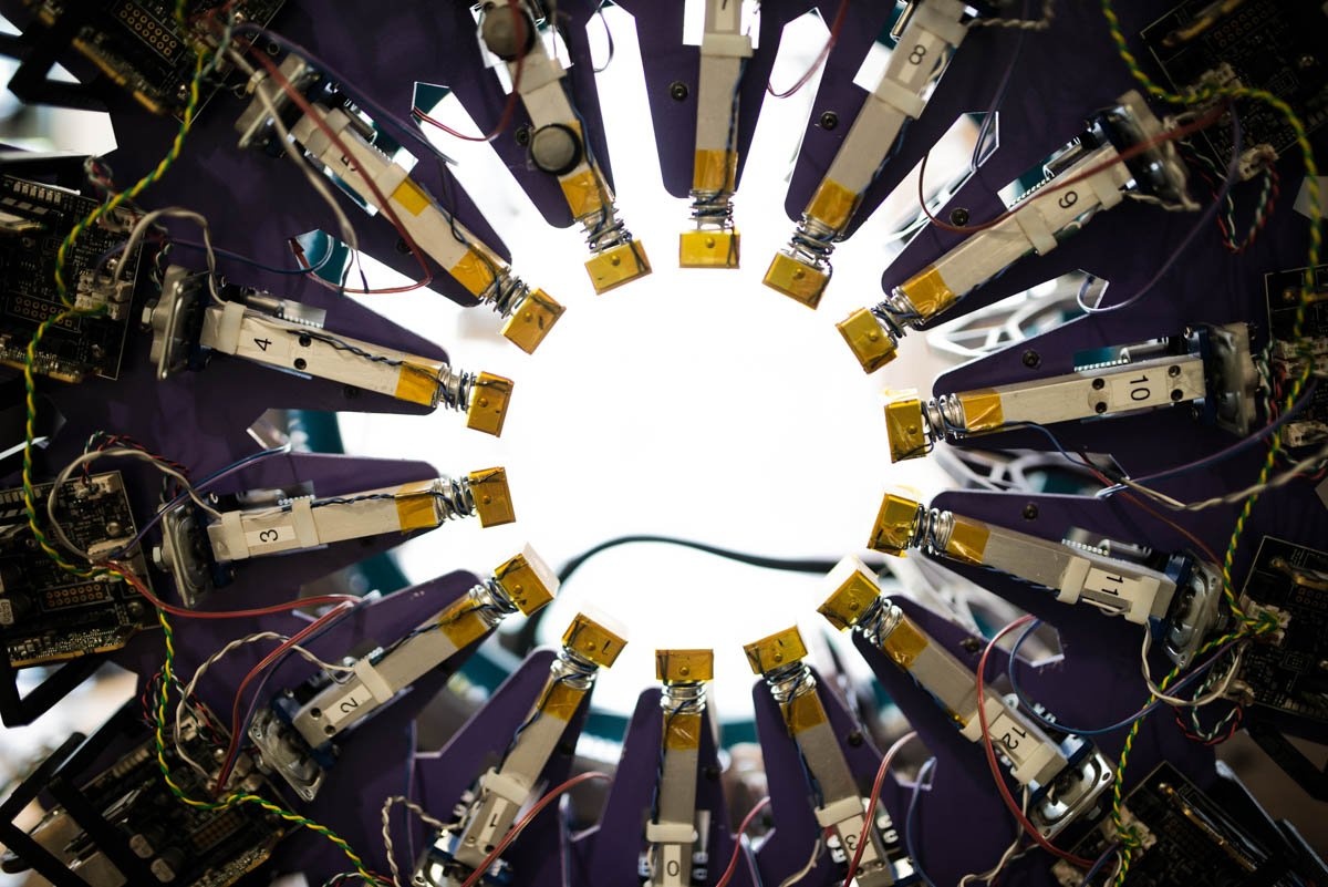 phong thi nghiem danh cho thien tai anh 3