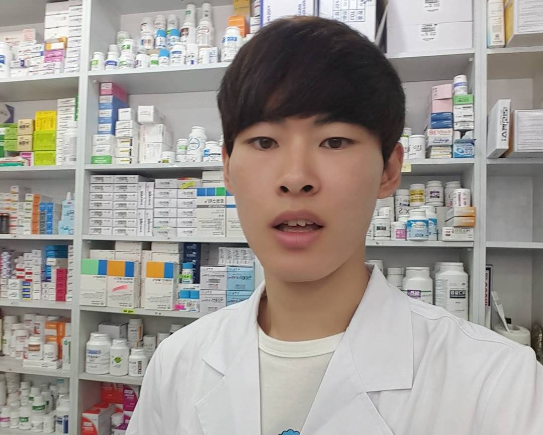 duoc si noi tieng mang anh 1