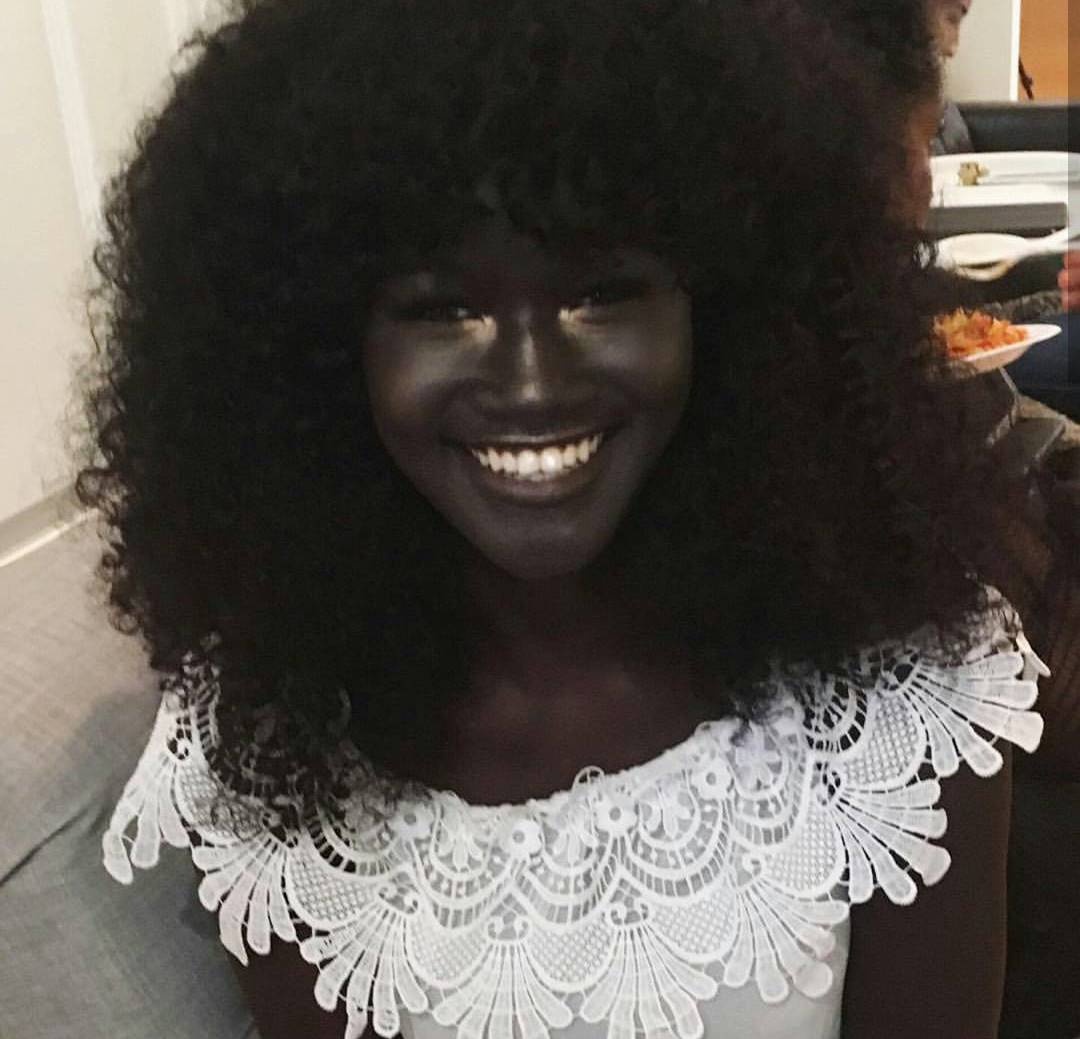 Ve dep tu nhien va doc dao cua Khoudia Diop hinh anh