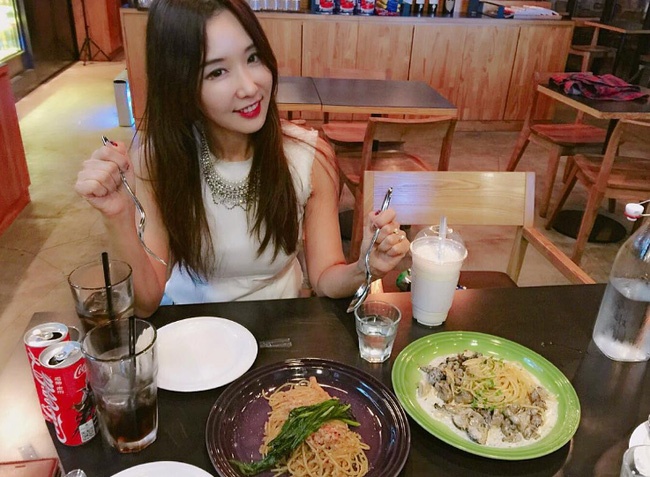 ba me 50 tuoi tre nhu sao Han anh 3