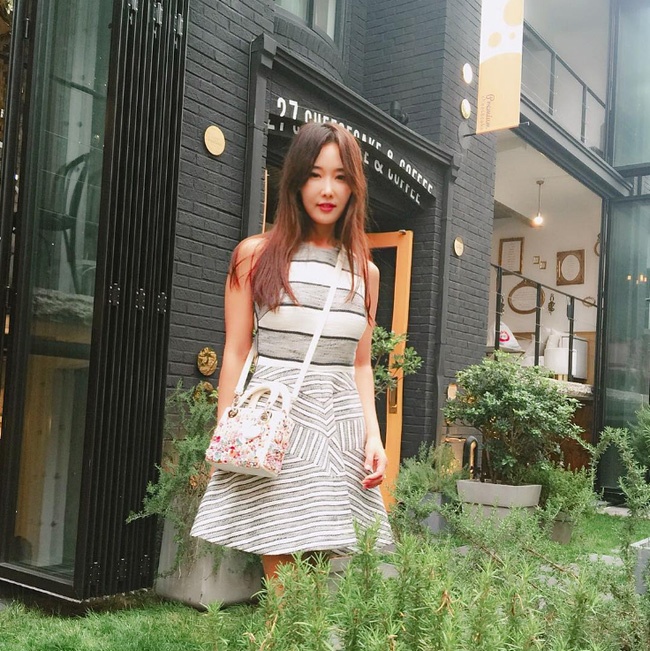 ba me 50 tuoi tre nhu sao Han anh 9