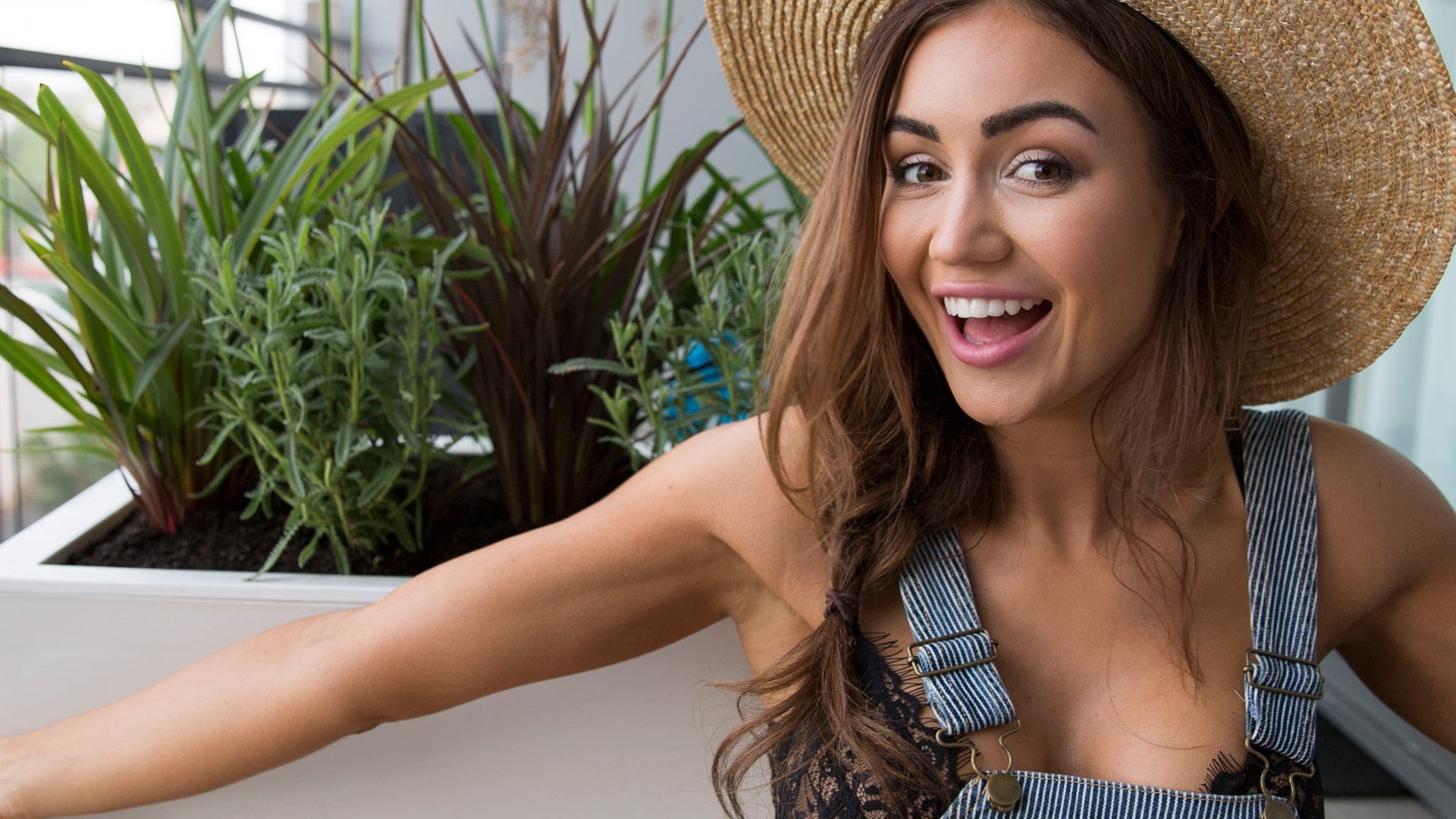 nu luat su thanh nguoi mau noi tieng anh 8