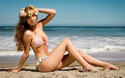 Nguoi mau 19 tuoi hut 6,6 trieu fan tren Instagram hinh anh