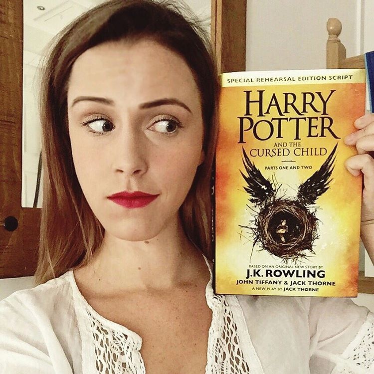 co gai giong Emma Watson anh 5