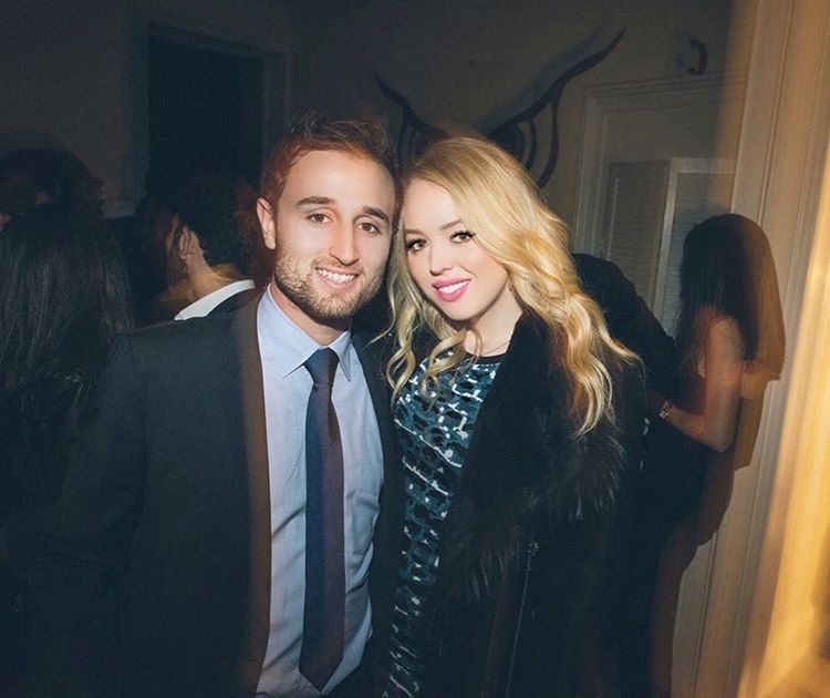 con gai Donald Trump anh 4