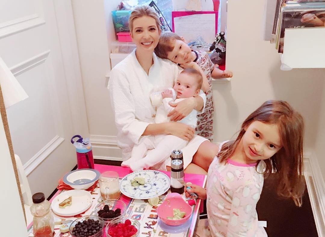 chau cua Donald Trump anh 11