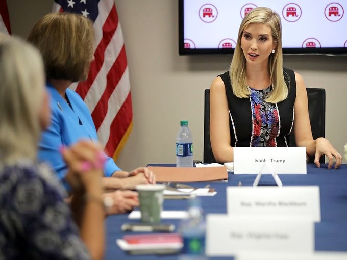 con gai cua Donald Trump anh 12