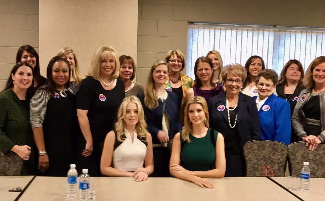 con gai cua Donald Trump anh 15