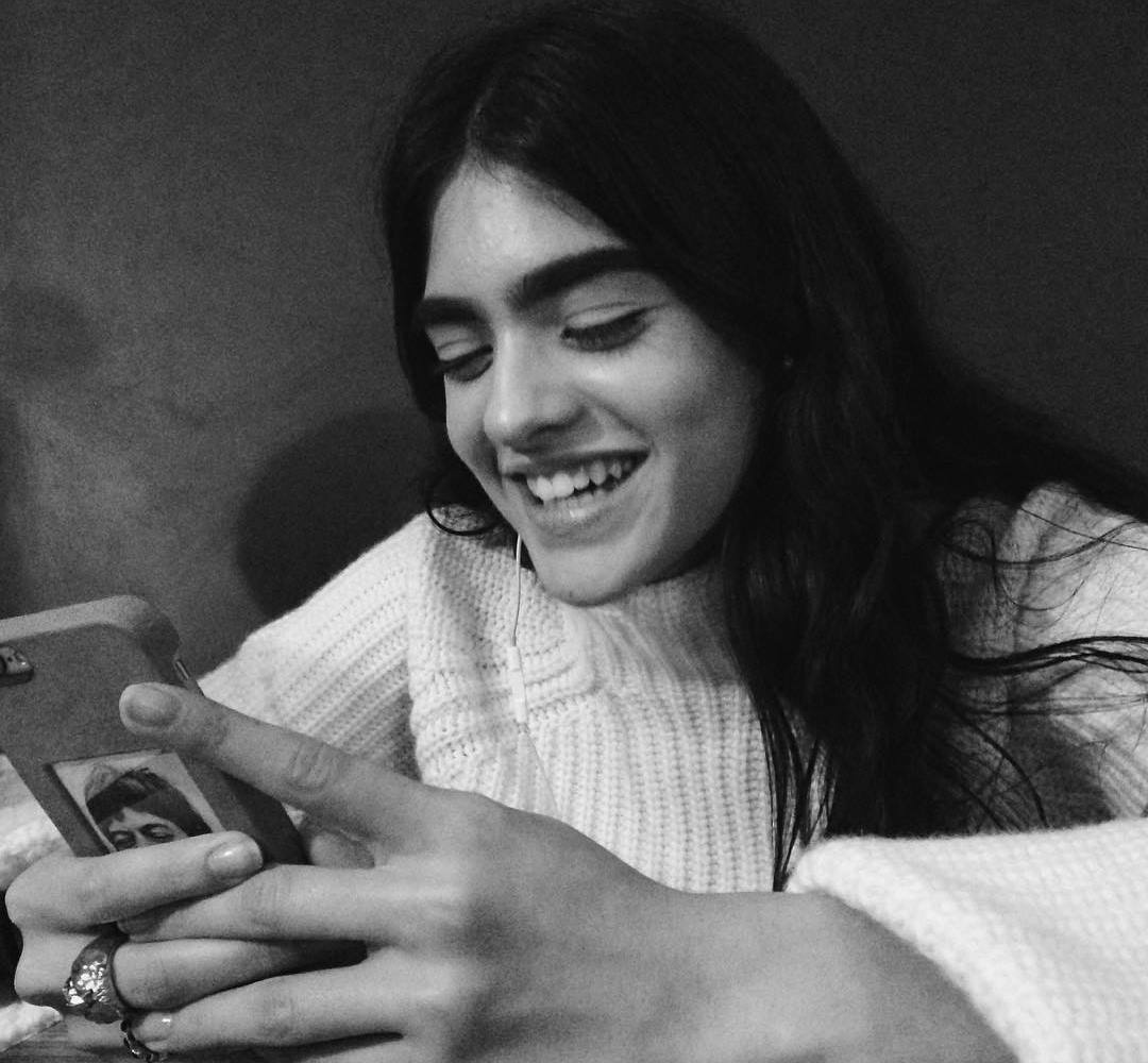 co gai co long may day anh 12