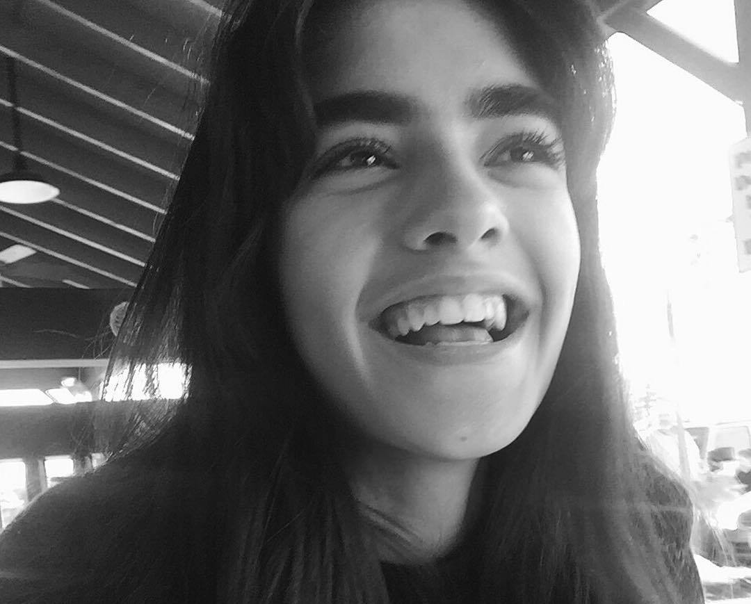 co gai co long may day anh 4