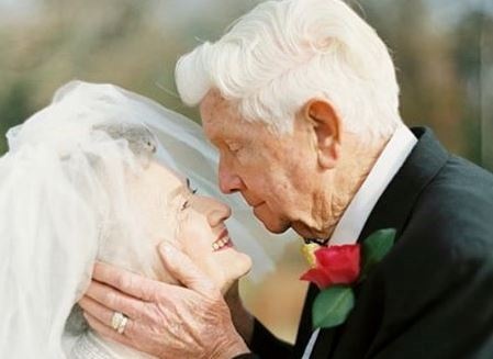 Tinh yeu dang nguong mo cua ong ba Wanda va Joe Johnson hinh anh