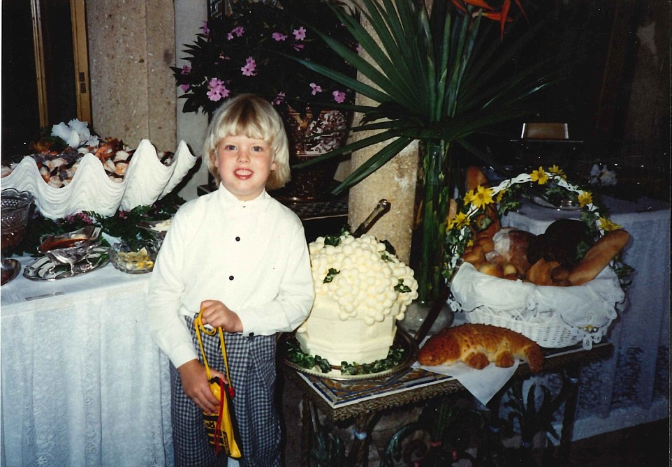 con cua Donald Trump hoi nho anh 13