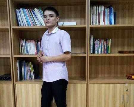 chàng trai giống Jack Ma ảnh 2 chang trai giong Jack Ma anh 2