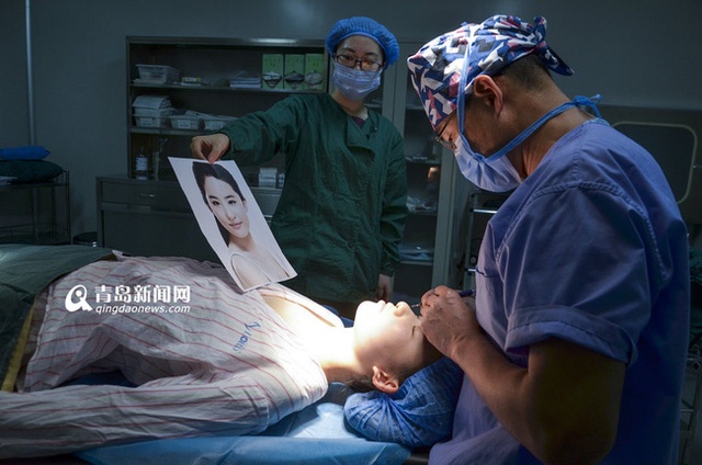 co gai phau thuat giong Luu Diec Phi anh 4