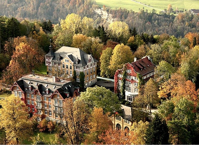 truong hoc phi dat nhat the gioi anh 6