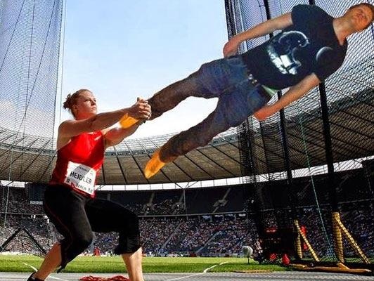 Chang trai ngat xiu o cau thang bong thanh chu de che anh hinh anh