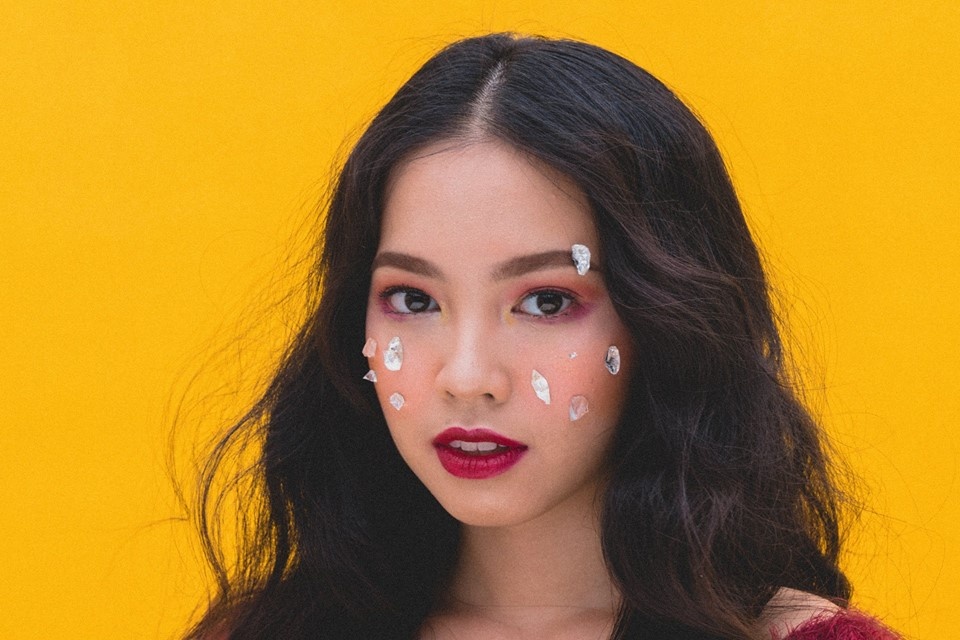 co nang hat cover anh 2