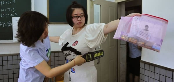 bien phap chong gian lan thi cu anh 9