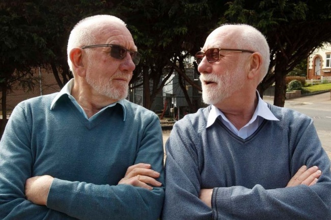 bat ngo gap nguoi giong het minh anh 4