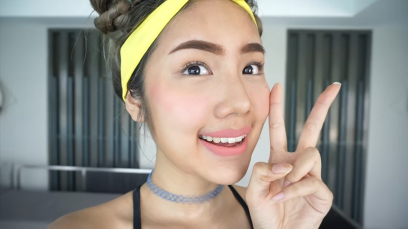 Archita trang diem duoi nuoc thu hut 2 trieu luot xem hinh anh