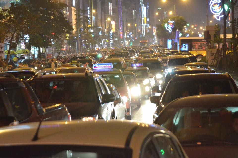 Tac duong 27 tet o Ha Noi anh 7