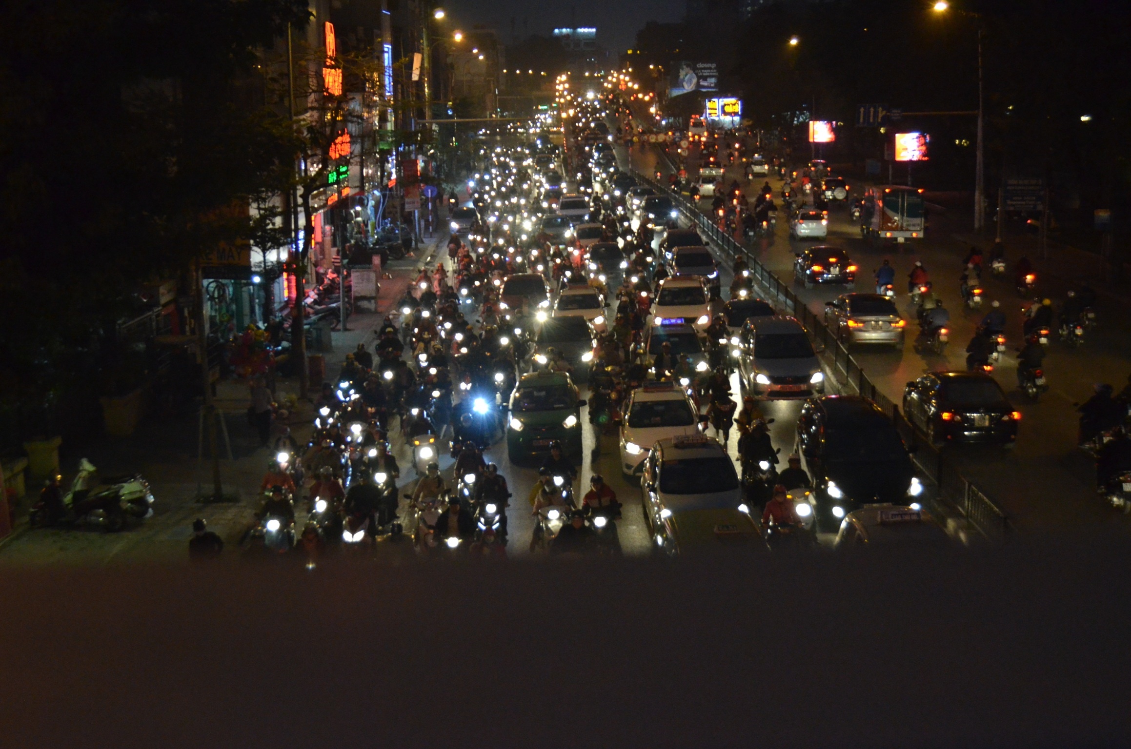 Tac duong 27 tet o Ha Noi anh 5