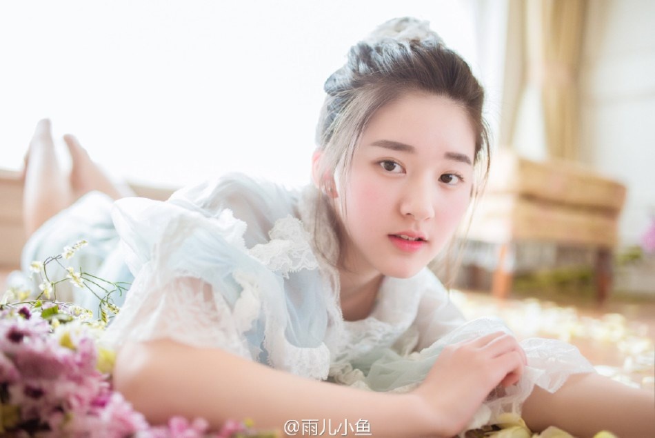 nu than sinh vien anh 10