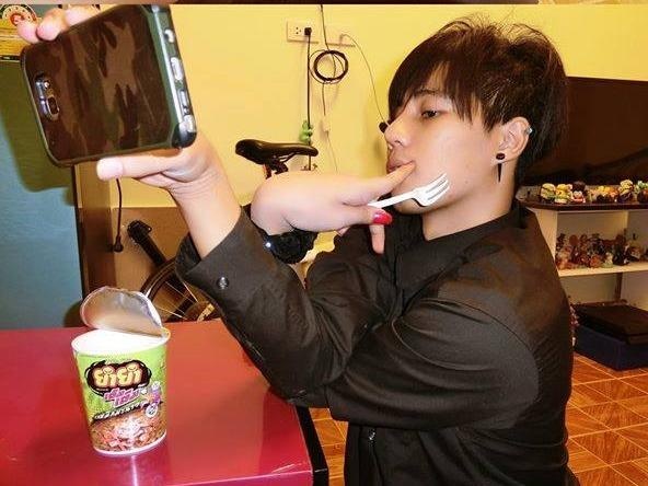 Loat anh song ao ngay Valentine cua 'thanh F.A' hinh anh
