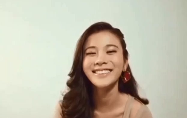 Kao Supassara Thanachart nhi nhanh, dang yeu khi quang ba phim hinh anh